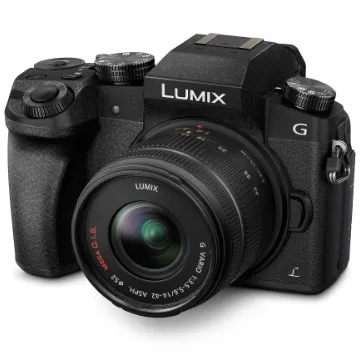 Panasonic LUMIX G DMC-G70KAEGK Systemkamera (16 Megapixel, OLED-Sucher, 7,5 cm OLED Touchscreen, 4K Foto und Video) mit Objektiv H-FS14042E schwarz